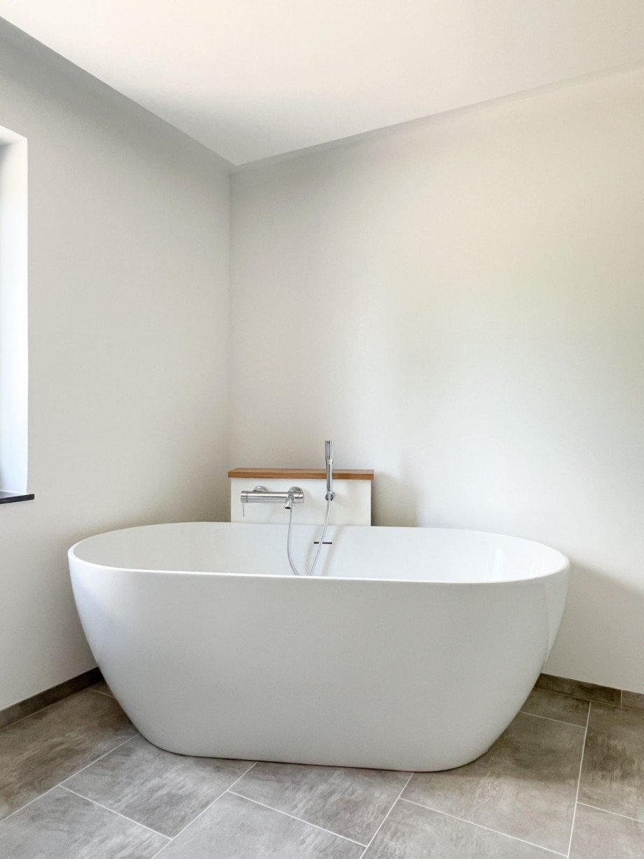 Freistehende Badewanne Doppelhaush�lfte Lutherstadt Wittenberg