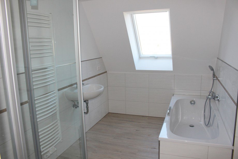 Elb8 W8.4 Bad Dachgeschosswohnung Lutherstadt Wittenberg