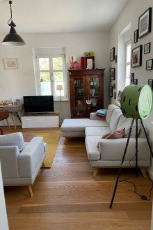 Wohnzimmer Mehrgenerationenhaus in ehemaliger Schule � Bezugsfertig mit gro�em Grundst�ck in Gommlo