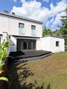 Ansicht hinten Sofort einziehen, ankommen, wohlf�hlen und die Ruhe genie�en