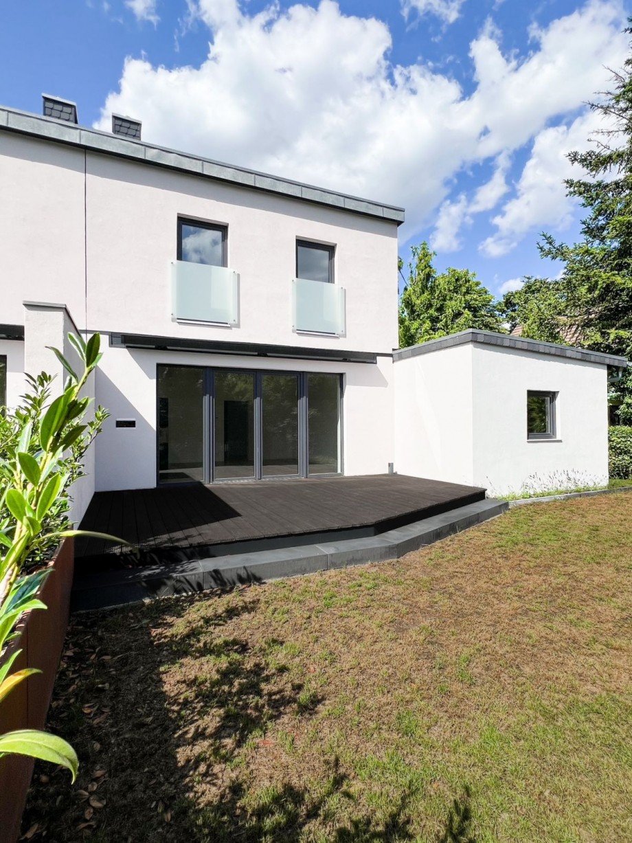 Ansicht hinten Doppelhaush�lfte Lutherstadt Wittenberg