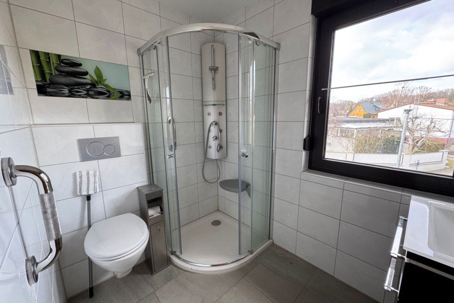 Kiefer6a Bad oben Doppelhaush�lfte Lutherstadt Wittenberg