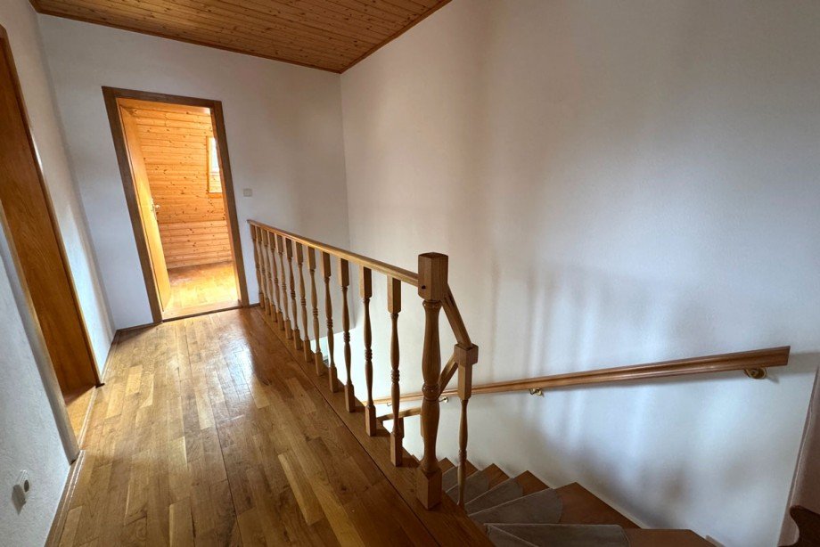 Kiefer6a Flur oben Doppelhaush�lfte Lutherstadt Wittenberg