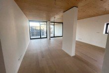 Pu8 W9 WZ ERSTBEZUG!!! Hochwertige 4-Raum-Wohnung mit ca. 15 m� gro�er Terrasse sowie Personenaufzug